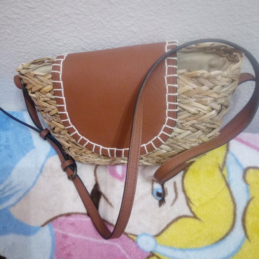 "Universal Thread Goods Co.",  Straw Ladies Purse
